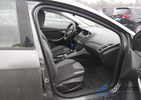 2012 Ford Focus Se из США, поврежденный, VIN 1FAHP3K27CL226477